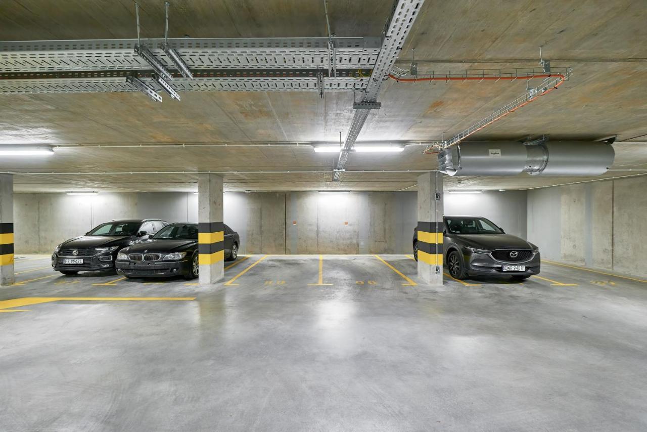 Exclusive Apartments Gwiazdzista With Free Garage Wroclaw By Noclegi Renters Экстерьер фото